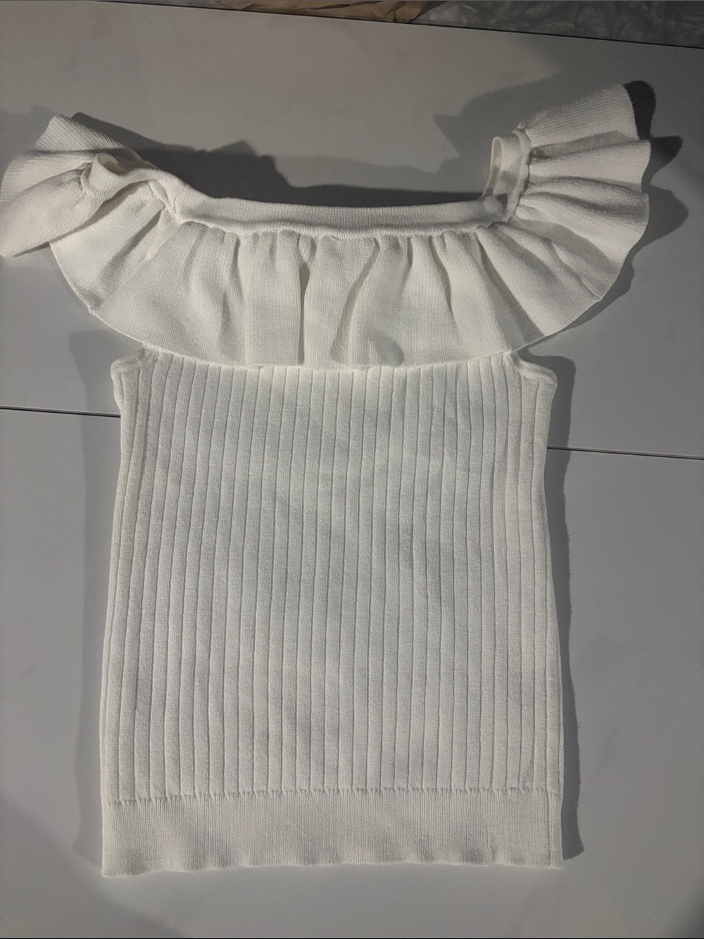 Forever 21 White Off-the-Shoulder Ruffle Ribbed Top - Picture 3 of 6